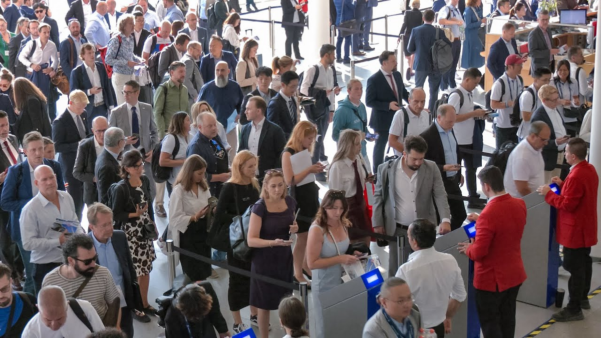 Full hallways and the right spirit – SMM 2024 Daily View Day 2 Full hallways and the right spirit – SMM 2024 Daily View Day 2